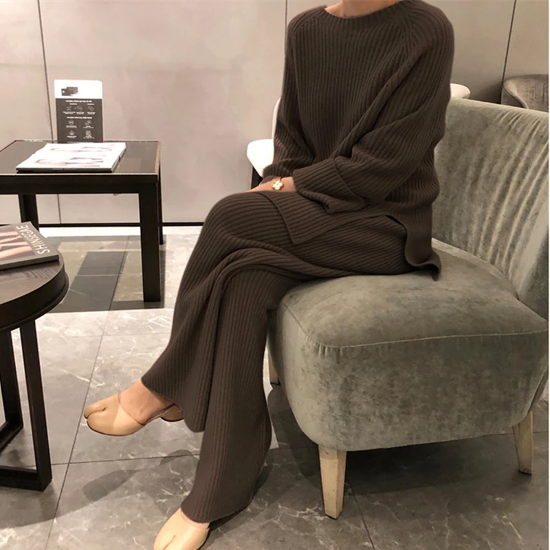 

2021 Autumn Winter 2 Pieces Women Sets Knitted Tracksuit O-Neck Split Sweater and Wide Leg Jogging Pants Pullover Suits