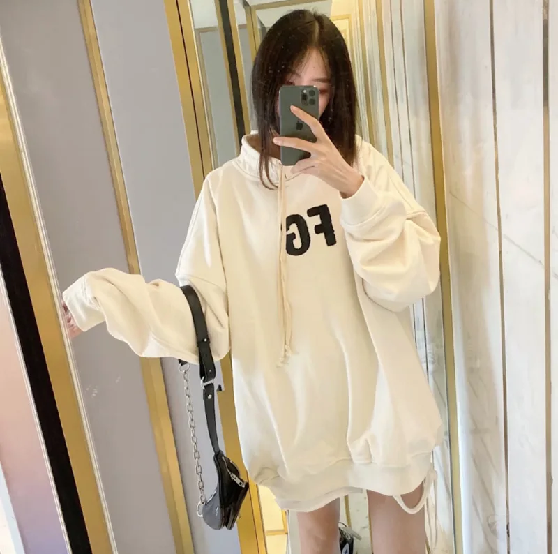 

Spring And Autumn Men's Hip Hop Street Towel Embroidered Sweater Couple Loose Stand Collar Fashion Casual Loose Sweater