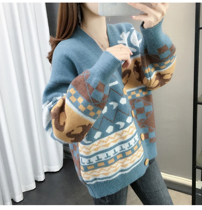 

2020 new knitted lazy wind ladies loose-fitting all-match sweater