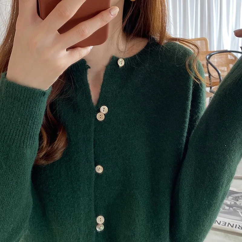 

y2k Korean-Style Early Autumn New Loose Gentle Wind Multi-Button round Neck Knitted Cardigan Short Sweater Coat Women's Cardigan