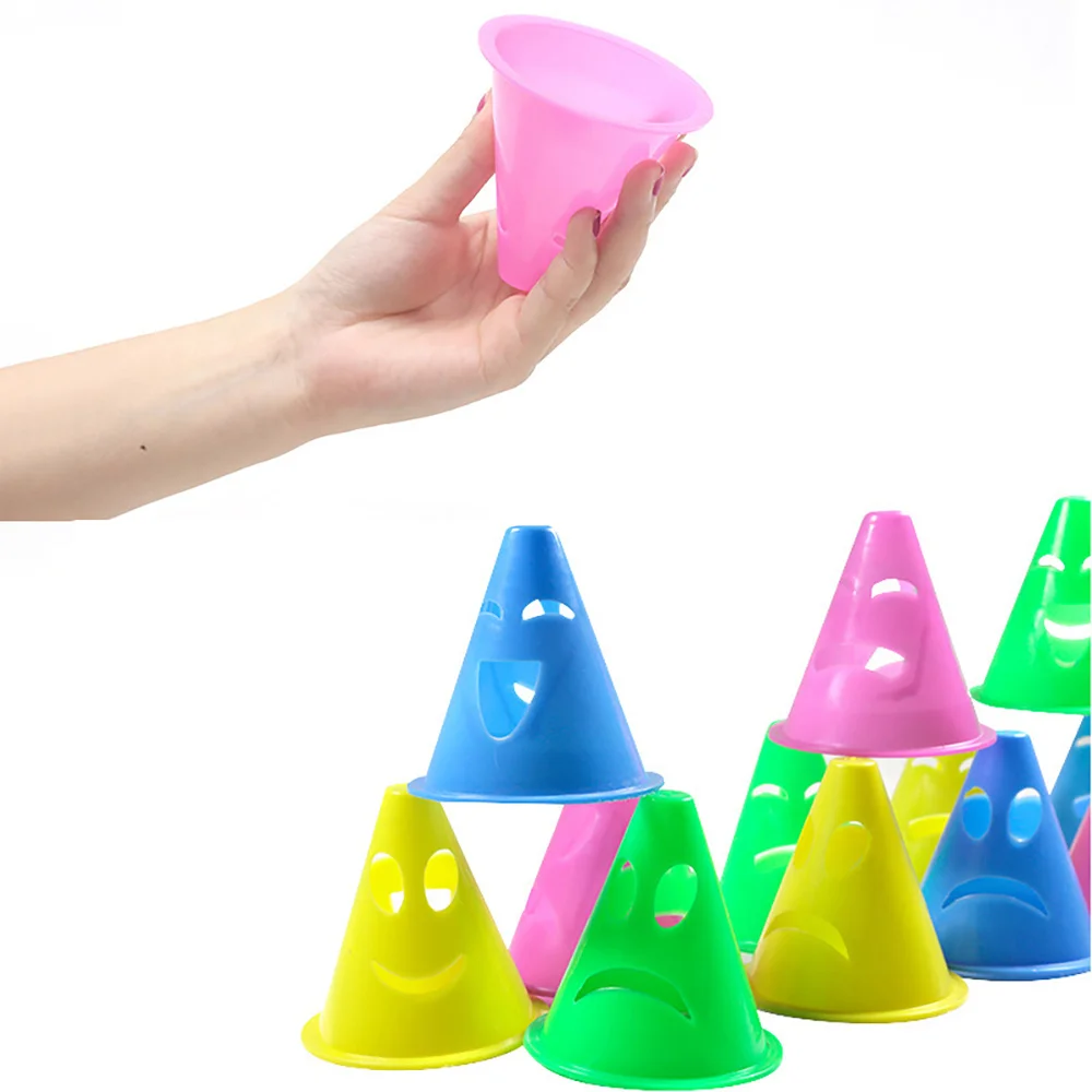 

24Pcs Roller Skating Flat Base Cones Windproof Road Cone Obstacles (Random Expression)