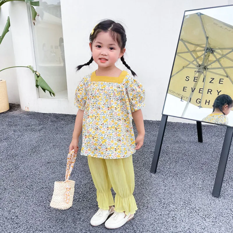 Для девочек подростков Футболки с цветочным принтом для маленьких квадратным