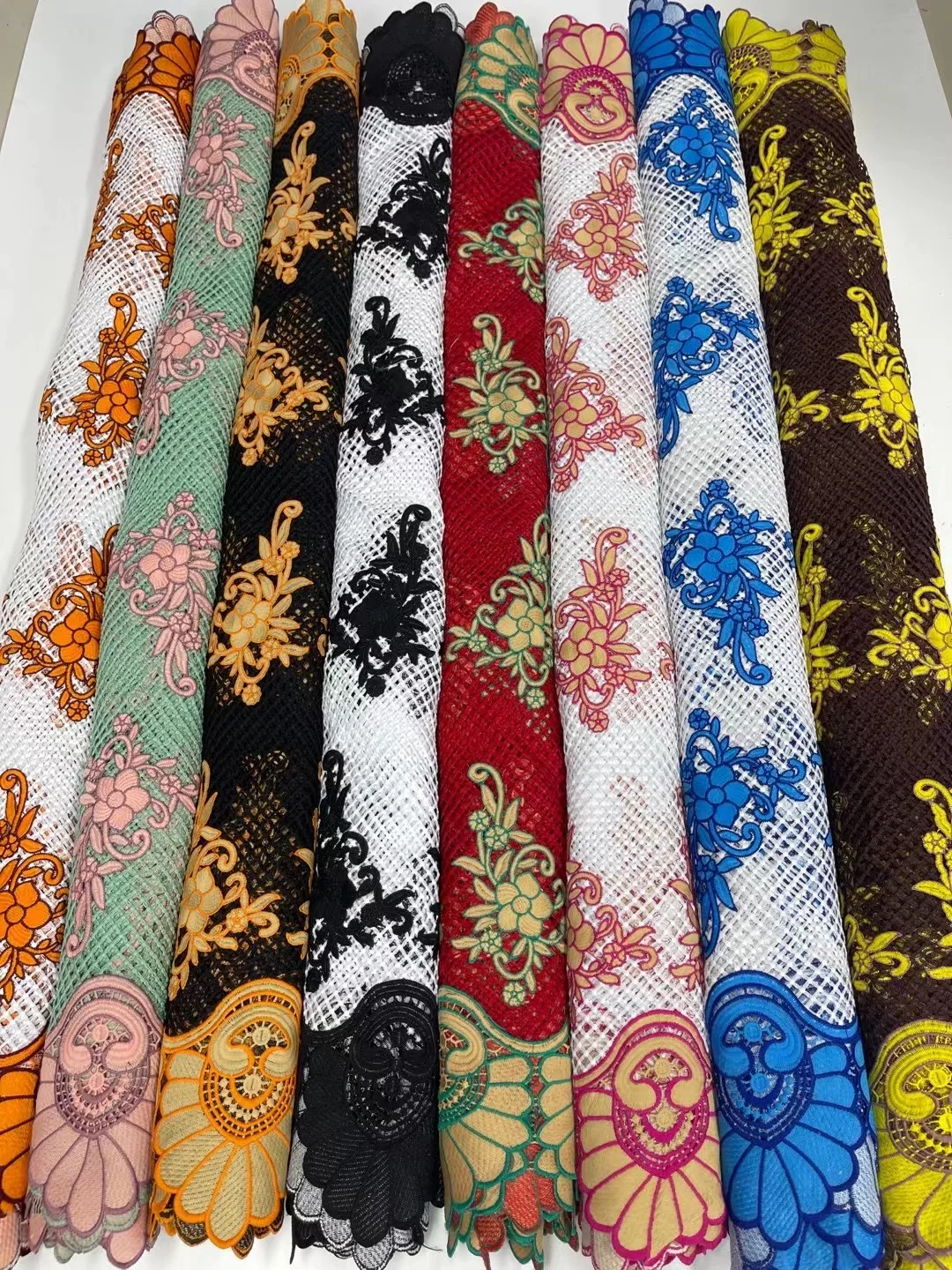 

(5yards/pc) High quality multicolored African guipure lace 2021 newest big cord lace fabric for attractive party dress WJY019