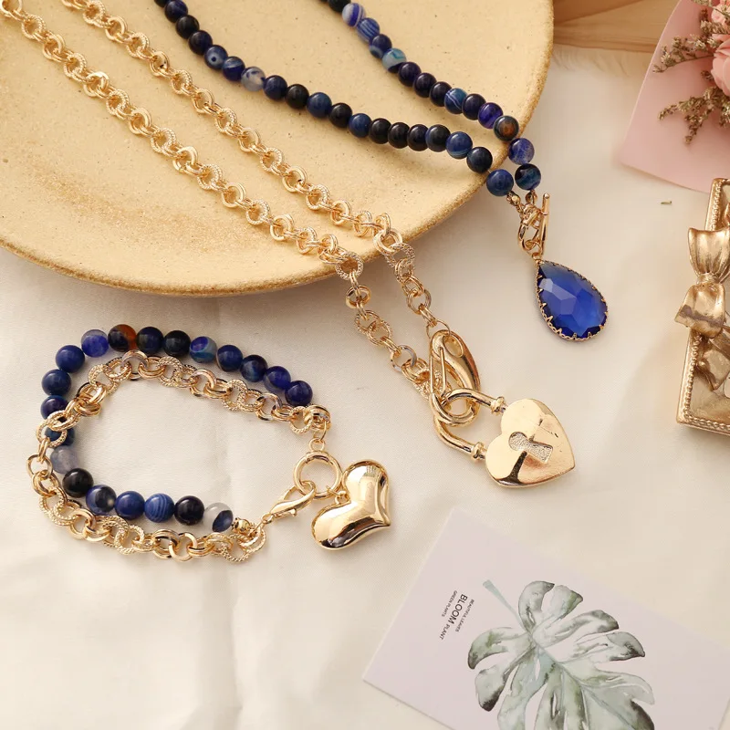 

Gold Boho Chains Multilayers Blue Natural Stone Beads Romantic Heart Pendant Necklace for Women New Bohemia Necklace Jewelry