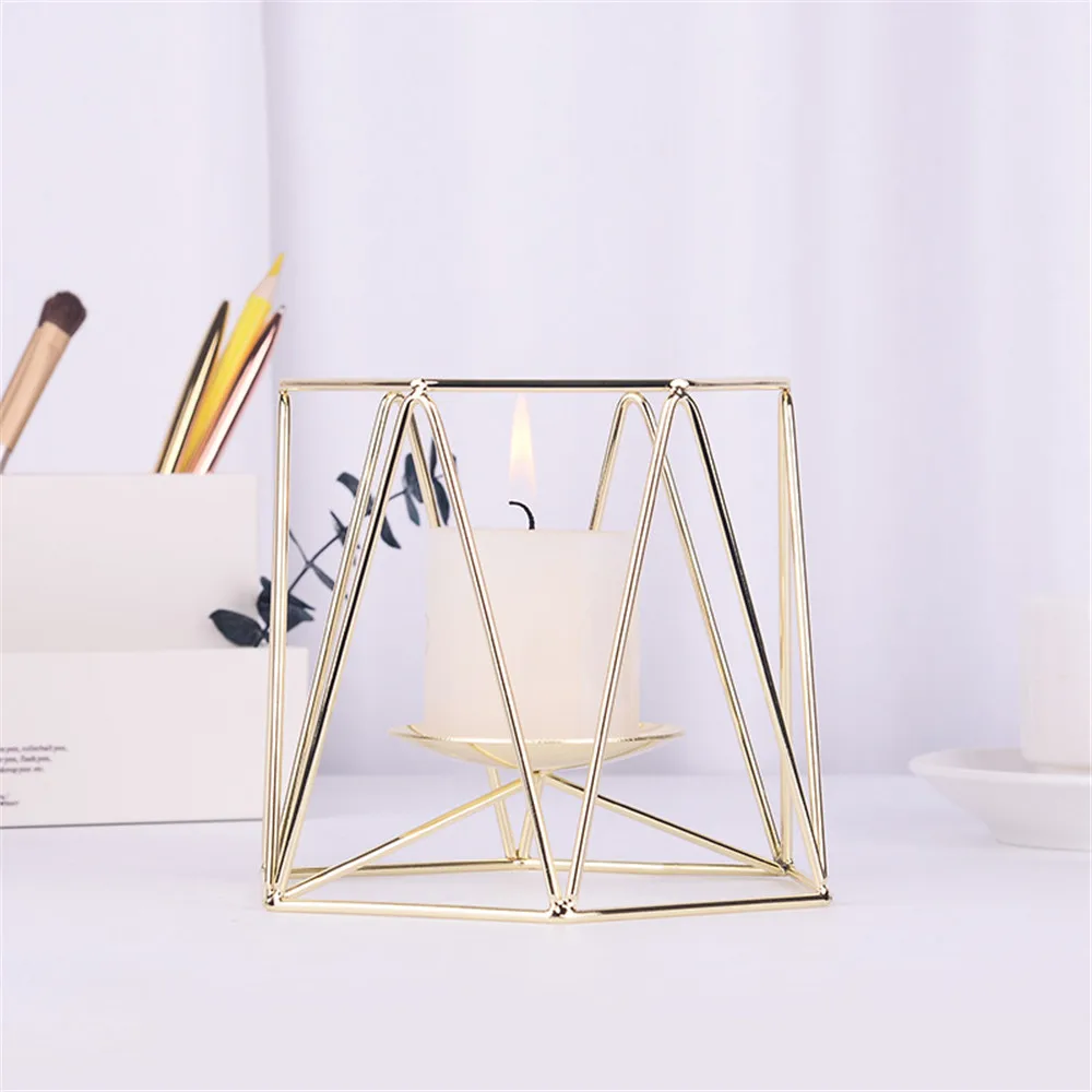 Скандинавский Железный Подсвечник цвета розового золота минималистичный