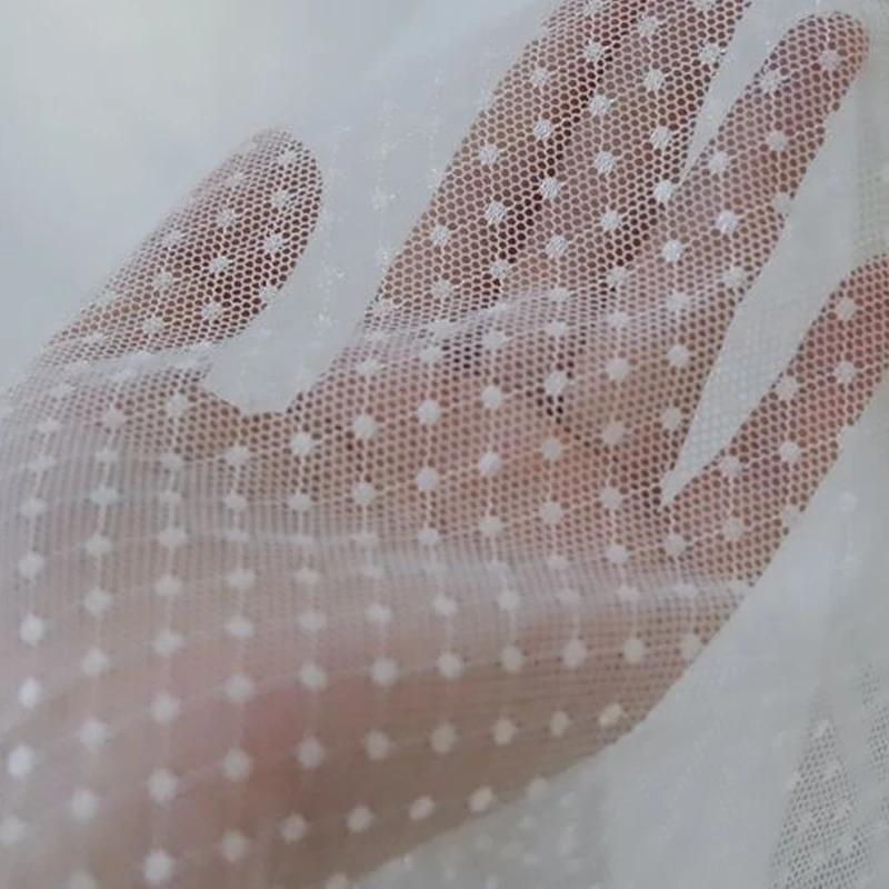 Тюлевая кружевная ткань в горошек черно-белая для девочек свадебная одежда