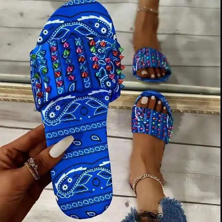 

2021 Summer New Rivet Slippers For Women Ethnic Style Print Flat Sandals Casual Comfortable Female Beach Shoes Slides