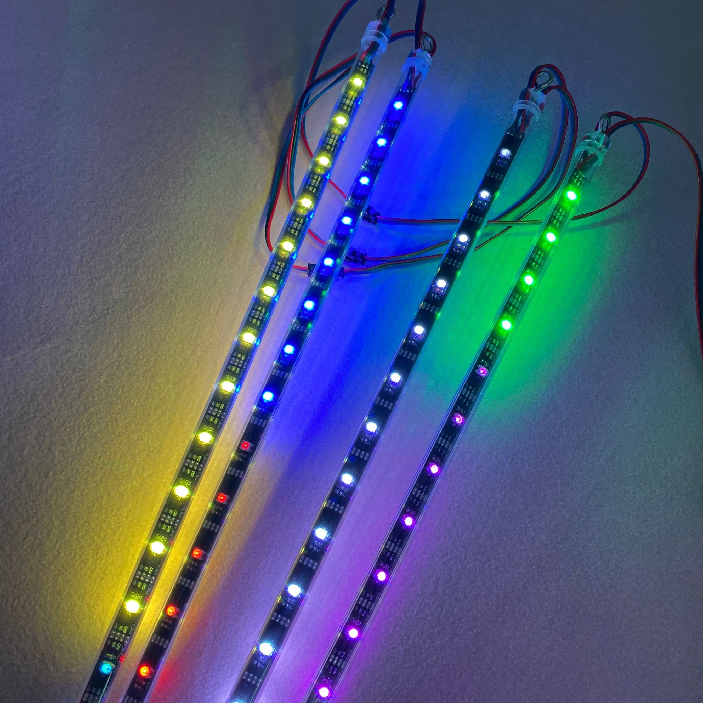 СВЕТОДИОДНЫЙ цифровой метеоритный светильник длина 0 5 м 3D WS2812B Пиксельная трубка