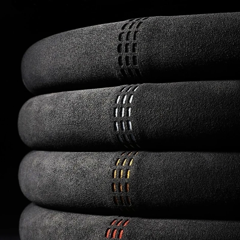 

38cm Ultra-thin Steering Wheel Cover Non-slip D-shaped Round Breathable Sweat-absorbent Suede Cover for All Seasons