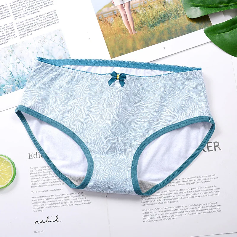 4 шт. / Лот Молодая Хлопок Милые Девушки Трусики Жизнеспособность Прекрасные