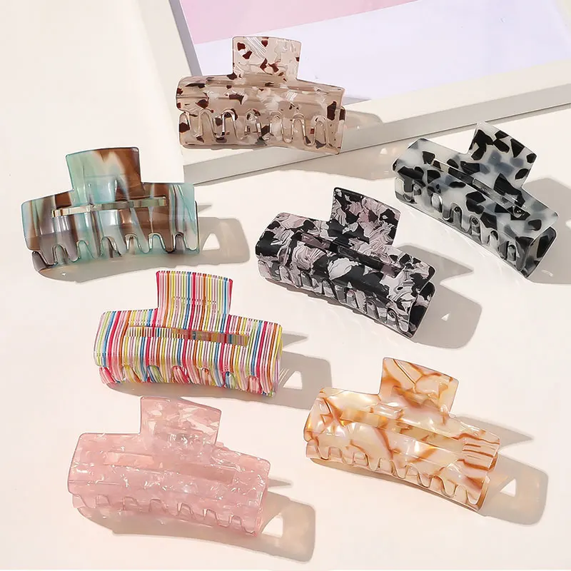 

Korean Acrylic Women Hair Claw Hollow Hair Crab Clamps Stripe Leopard Lady Hair Clip Retro Make up Hairdress Hair Styling Tool
