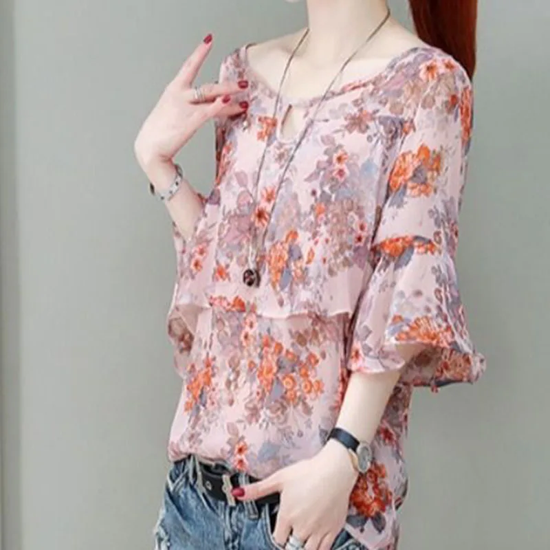 

New Women Spring Summer Style Chiffon Blouses Women Casual Flare Sleeve O-Neck Print Slim Shirt Women Blusas Tops DF3586