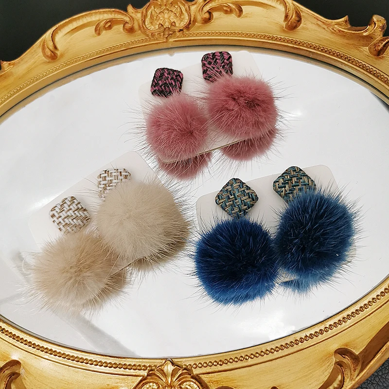 

2022 New Hair Balls Korean Square Pompom Hairball Dangle Earrings For Girl Women Fur Plush fluffy Winter Hairball Jewelry Party