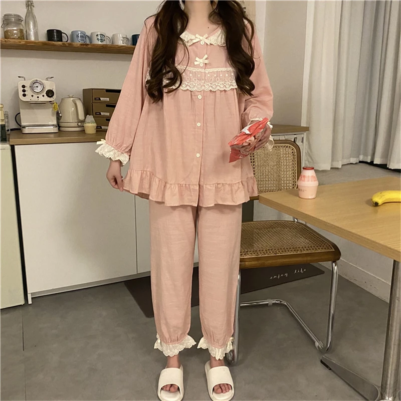 

Женский свободный и удобный пижамный комплект с милым кукольным воротником, кружевной вышивкой, повседневный домашний костюм с длинными ру...