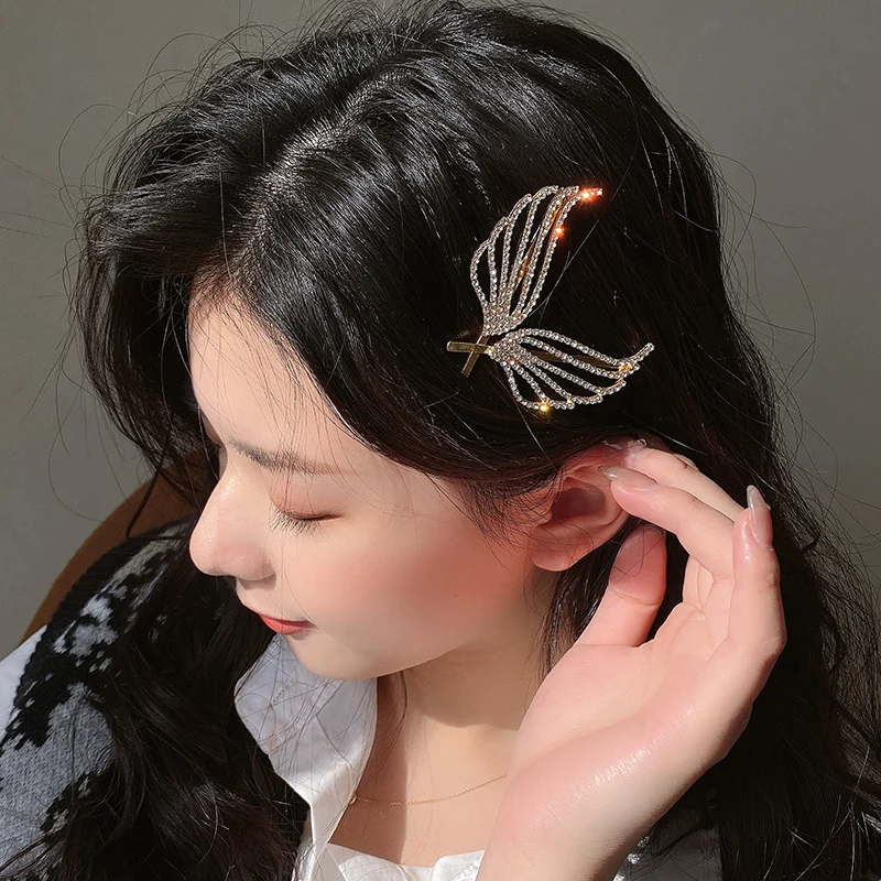 

DISCICI 2021 New Spring Fashion Korean Hairpin Side Hairpin Clip Diamond Metal Wings Girl Bangs Headdress Hair Accessories