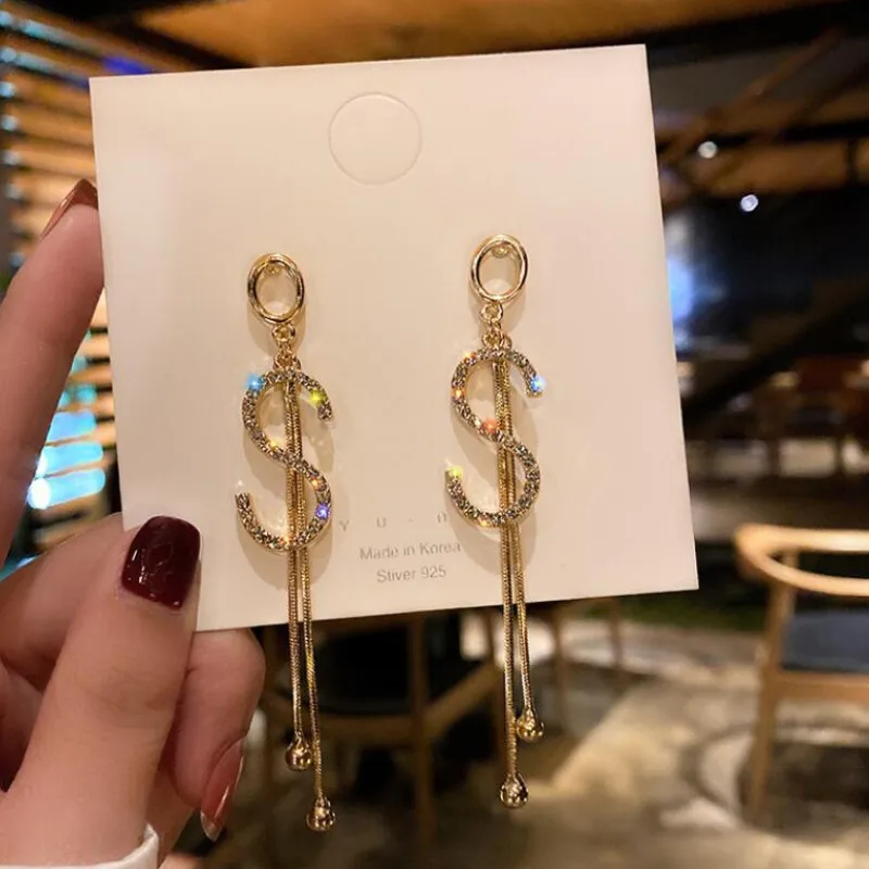 

Temperament Letter Pendant Ear Jewelry Full Diamond Tassel Earrings