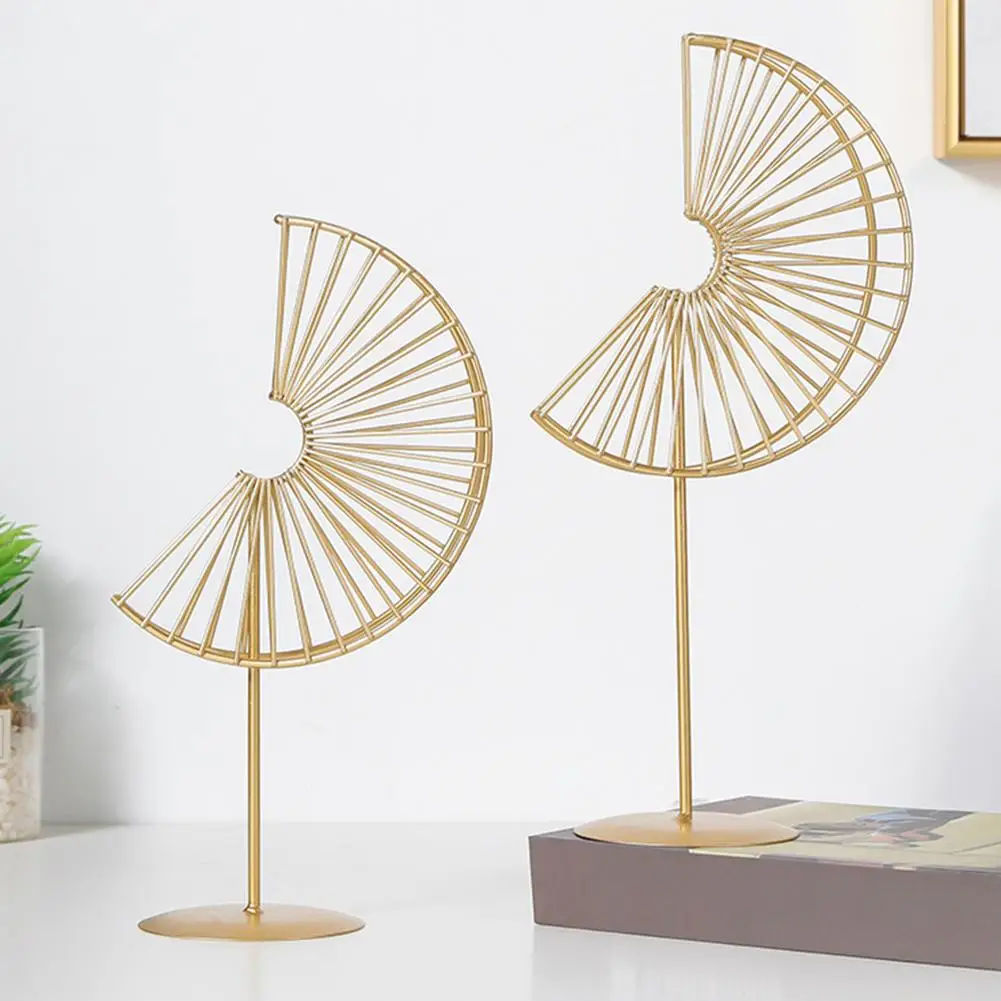 

Золотистый кованый железный Ginkgo листовые украшения креативный антикоррозийный металлический декор Домашний Настольный винный шкаф орнам...