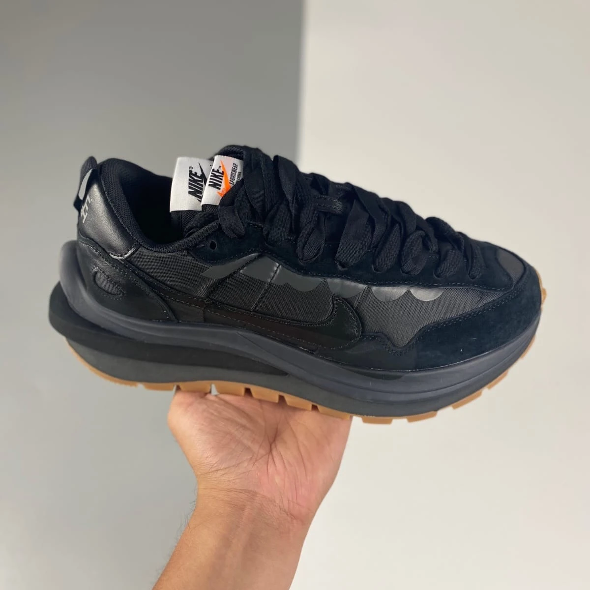 

1 shoes