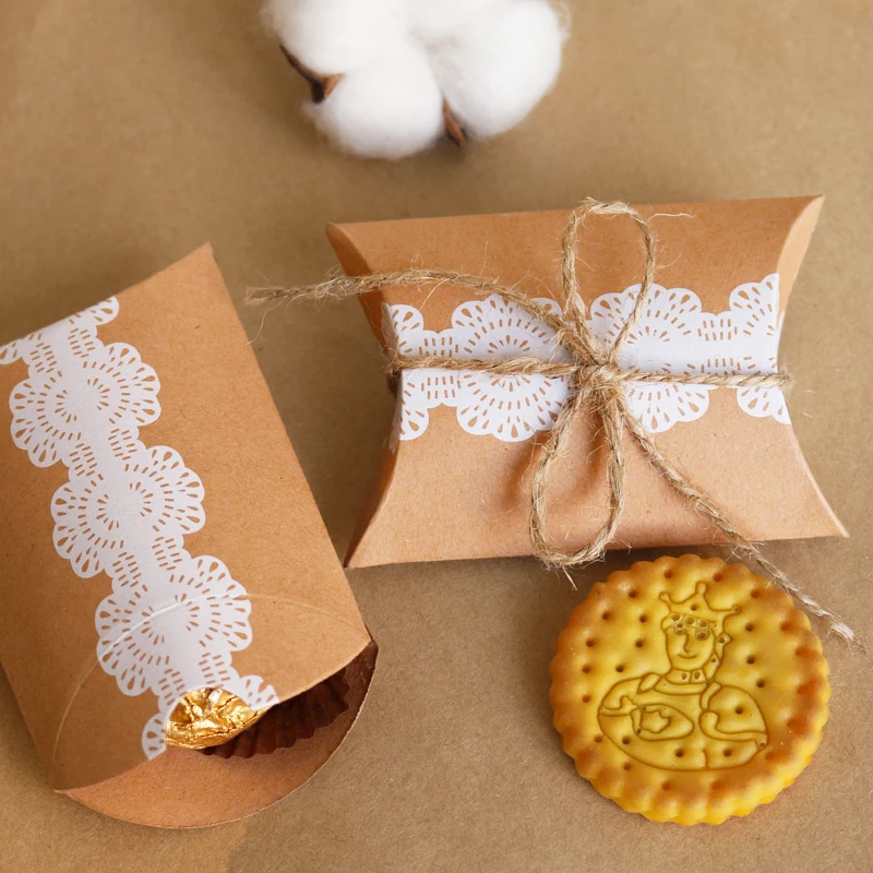 Милая коробка из крафт бумаги в виде подушки 10 шт. для конфет кружевной дизайн