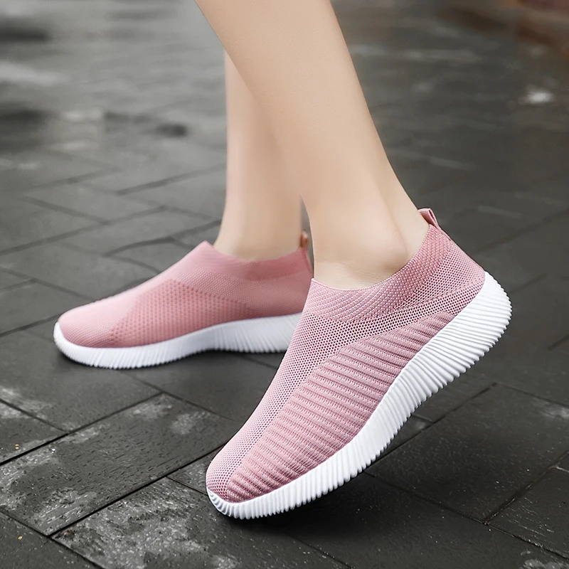 

2019 Hot Women Sneakers Breathable Light Flat Loafers Casual Shoes Women Outdoor Walking Shoes Plus Size 35-43 Zapatos de mujer