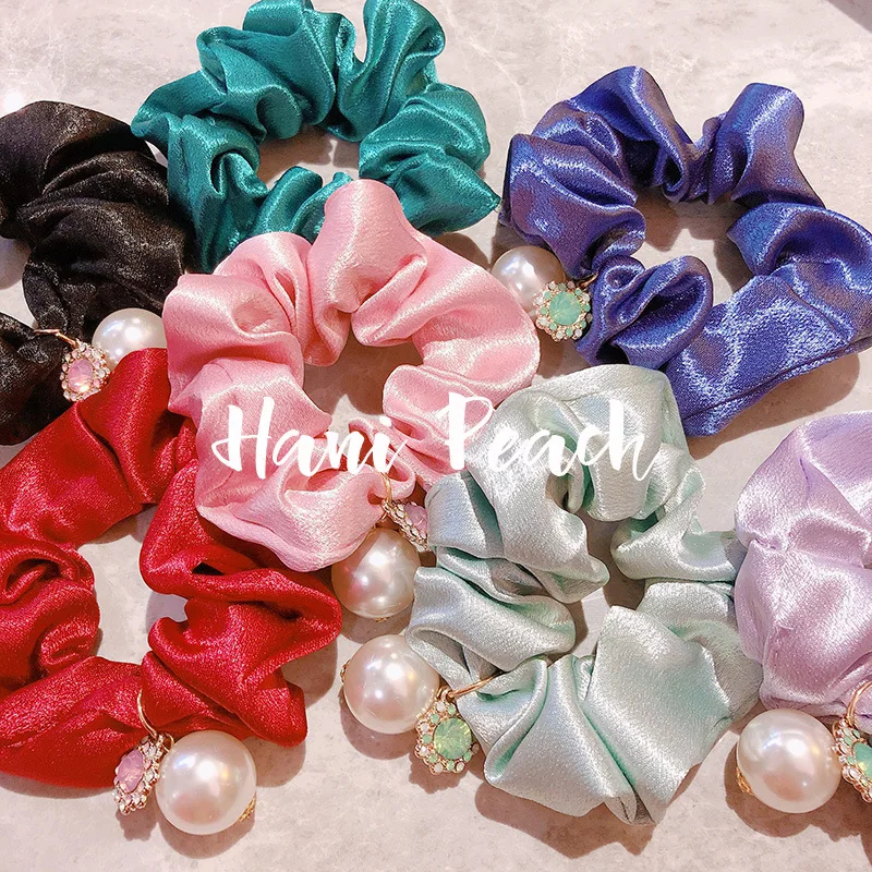 

Wholesale women solid color flower hair scrunchies Hair bands girl's bead fashion hair Tie Accessories Ponytail Holder