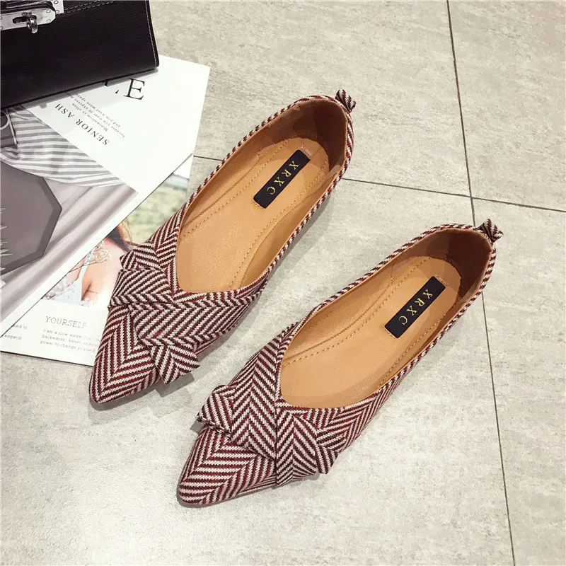 

2020 autumn new all-match pointed shallow mouth single shoes women's shoes comfortable soft bottom flat flat heel peas shoes