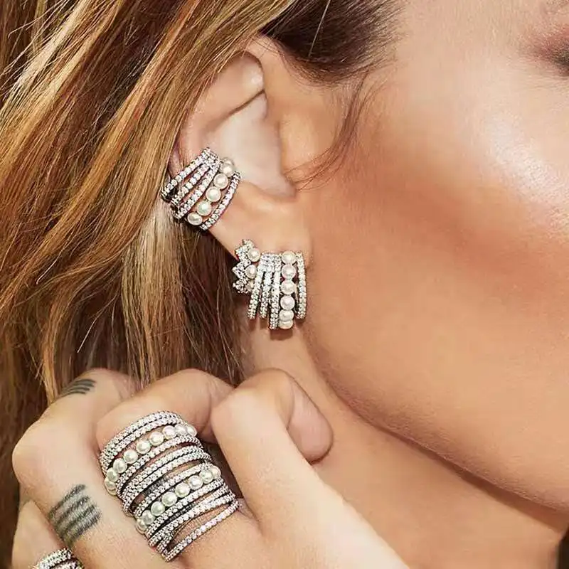 

Fashion Jewelry New Single Layer Multilayer White Diamond Pearl Platinum Lady Ear Clip Female Romantic Jewelry Birthday Gift