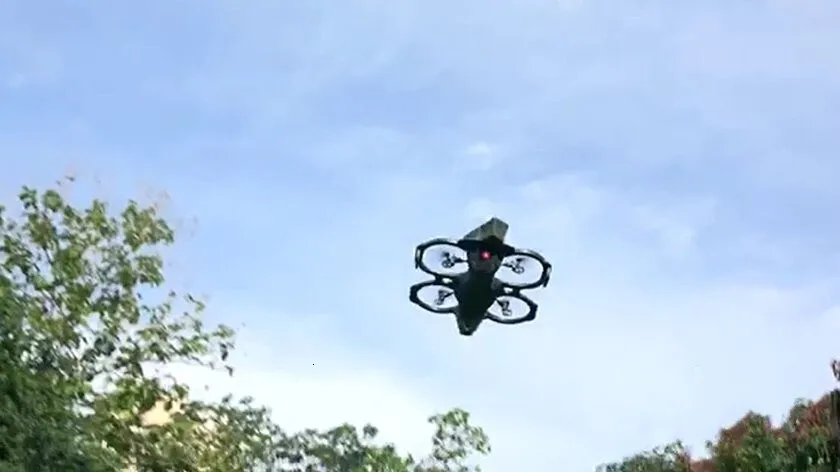 WLtoys Q202 несущий аэроамфибия 6 осевой гироскоп 2,4G 4CH RC Квадрокоптер RTF морской и воздушный Радиоуправляемый Дрон RC игрушка Подарки ZLRC