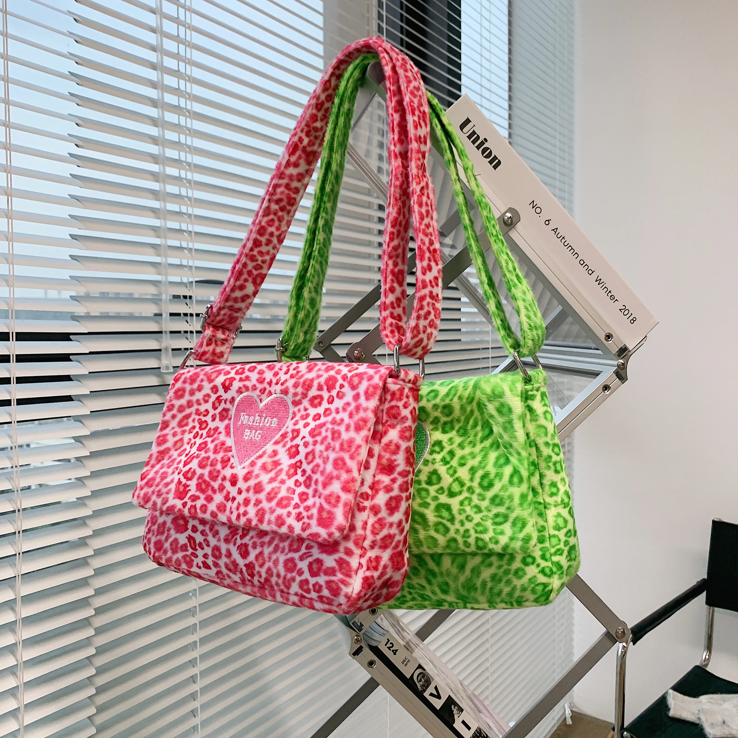 Новинка Осень-зима модная сумка через плечо с леопардовым принтом женская