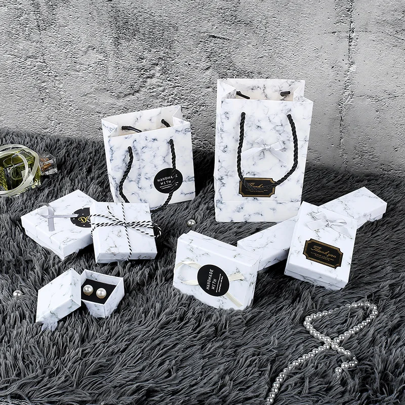 24pcs Kraft Jewelry Boxes for Necklace/Ring/Bracelet Display Gift packaging Small Wedding Favor Boxes with Black Sponge