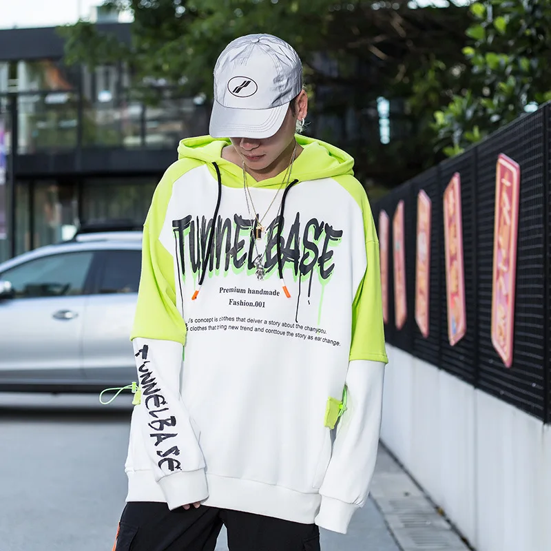 

Street Sports color matching printed sweater
