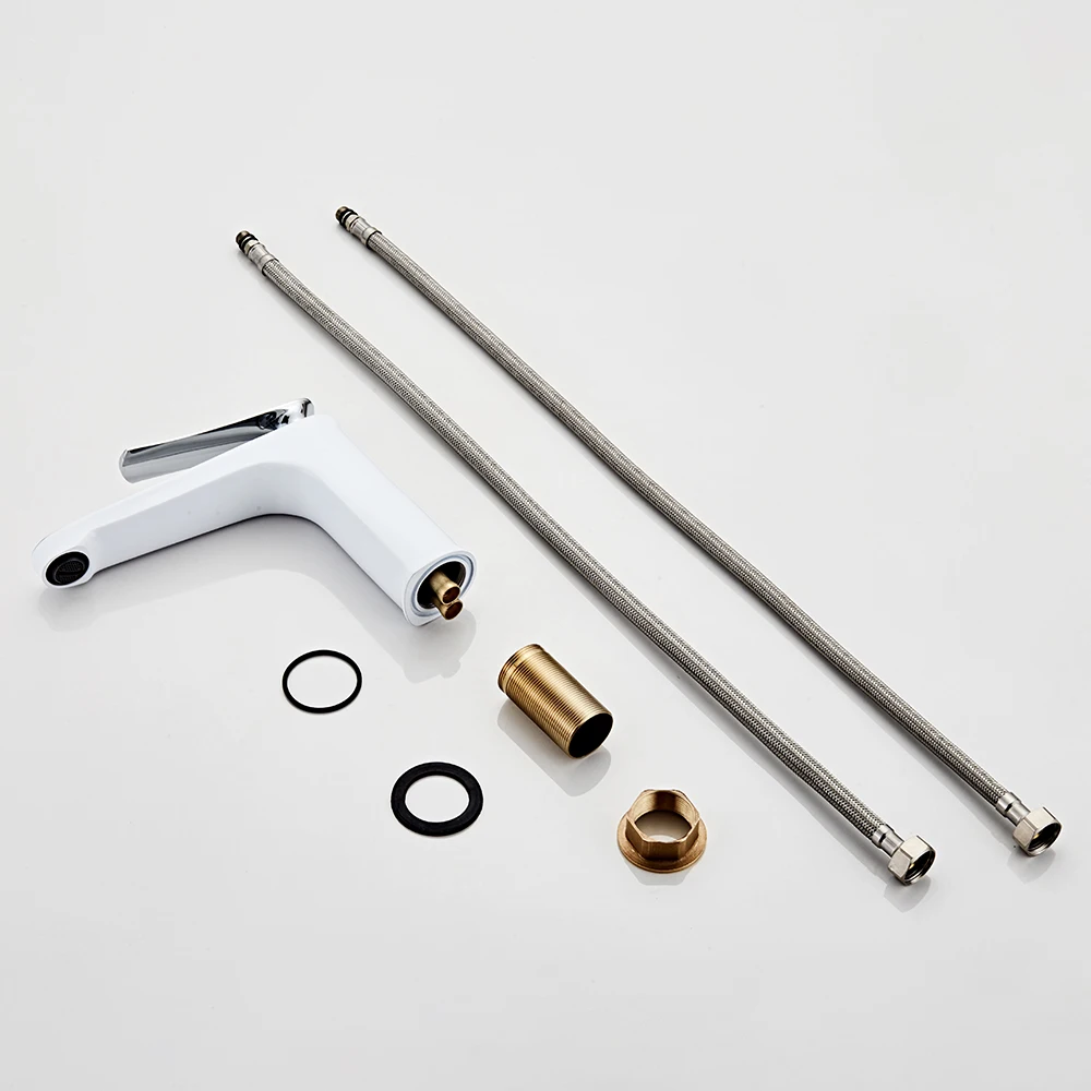 

Basin Faucets Elegant Bathroom Faucet Hot and Cold Water Basin Mixer Tap Chrome Finish Brass Toilet Sink Water