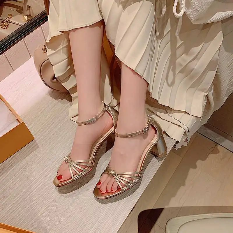 

lenkisen genuine leather peep toe concise style high street fashion energy solid dance party buckle straps sandals women L25