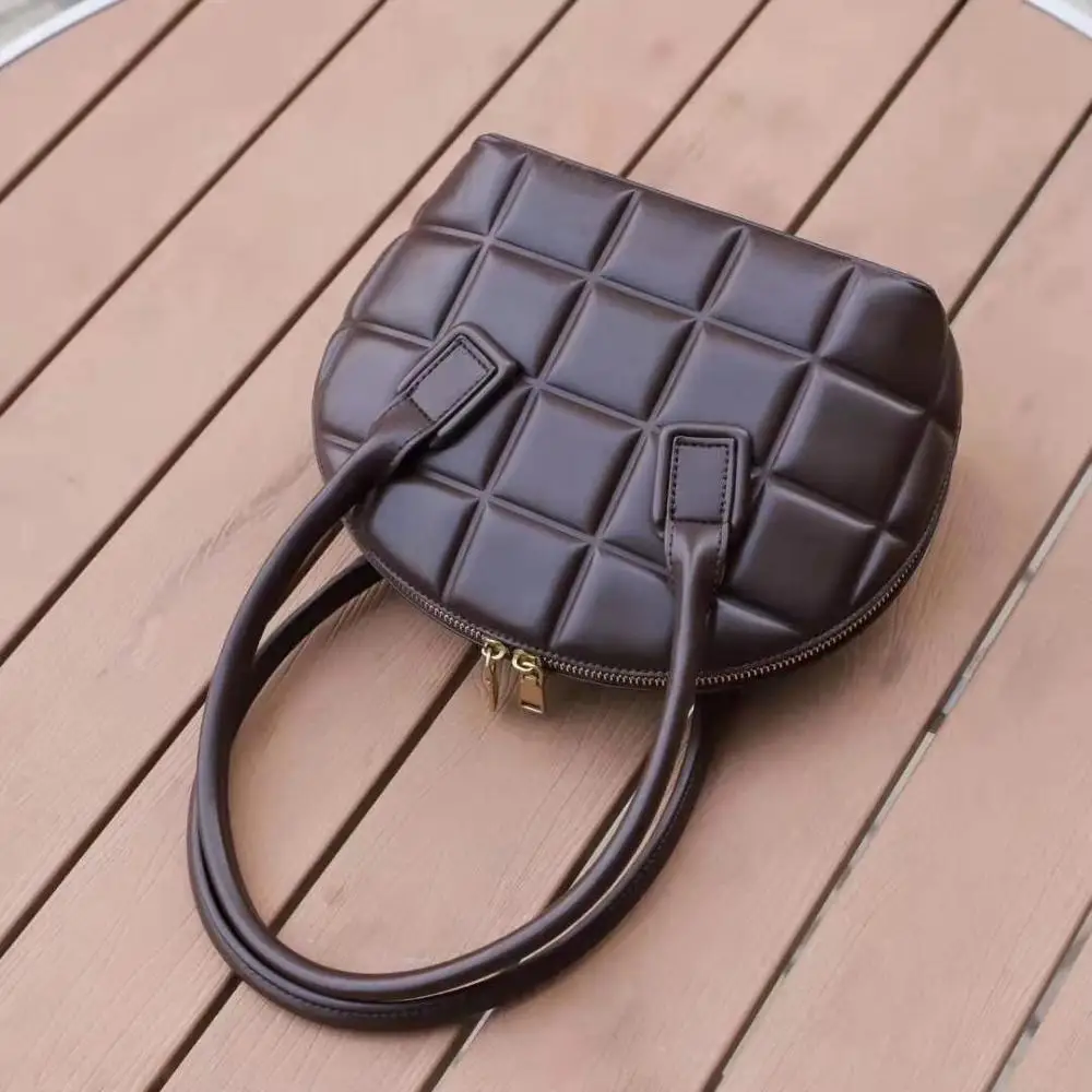 Шикарная клетчатая тисненая женская сумка модная маленькая сумочка от