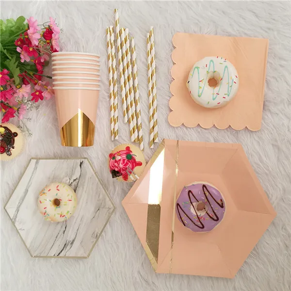 Розовая/мраморная позолоченная посуда 40 комплектов шестигранные тарелки чашки