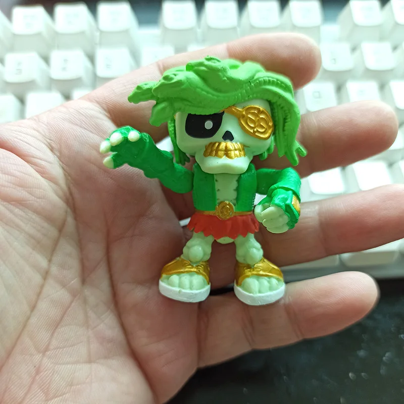 Сокровище X фигурка инопланетянина пиратский золотой дракон скелет король