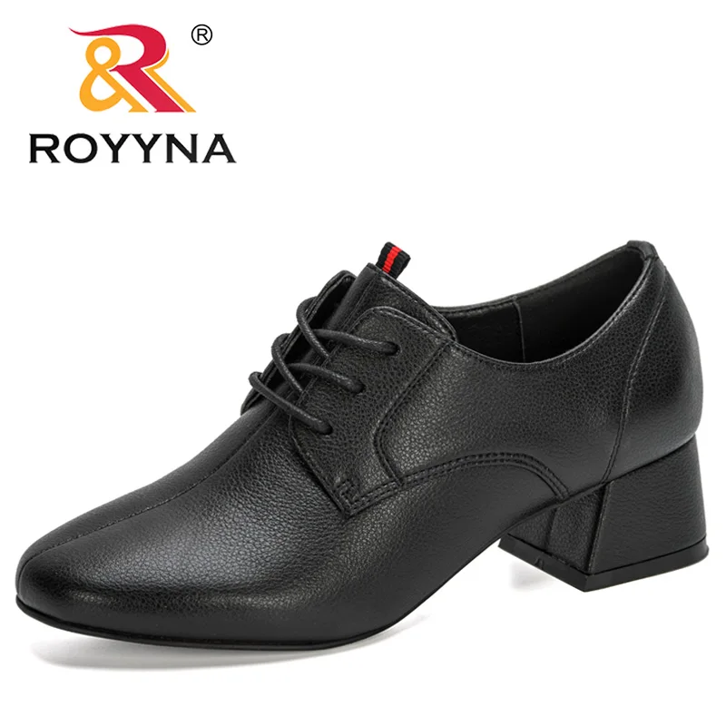 

ROYYNA/Новинка 2020 года; Дизайнерские туфли-лодочки в британском стиле на высоком массивном каблуке с круглым носком; Женские офисные модельные...