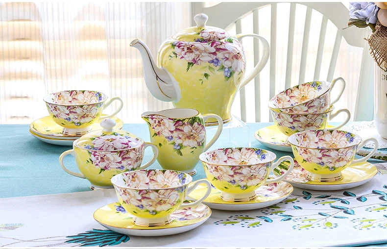 

Set of 21 pieces, exquisite bone china coffee set, European retro style, teapot, coffee pot, tea cup and water dispenser