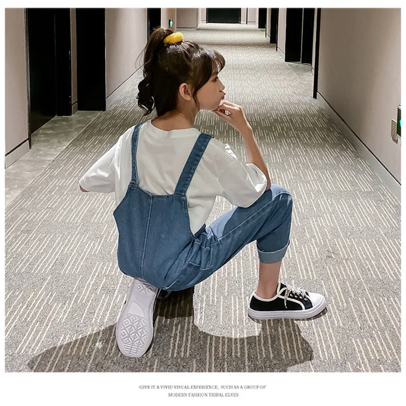 

Children's 2020 spring new China University Children's Korean version back belt pants fashion girls' jeans kid clothes girl wear