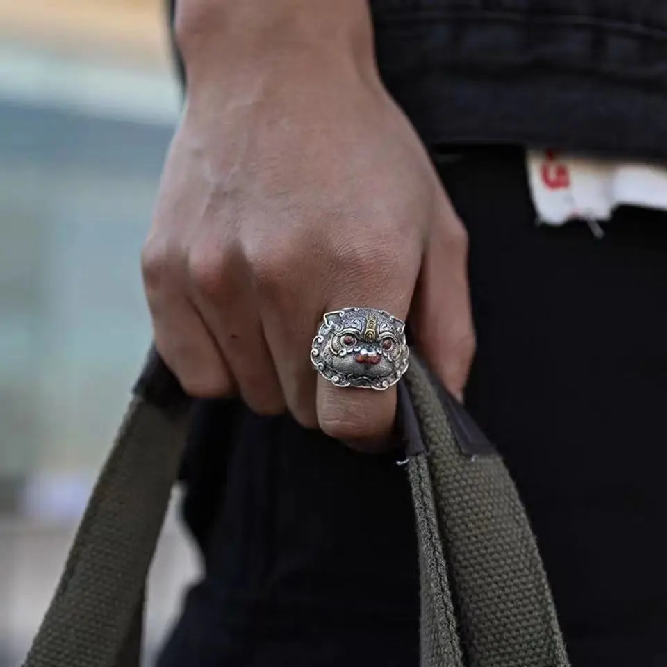 

New fashion retro fashion hip hop rock beast beast jewelry retro mascot ring domineering men and women ring wholesale