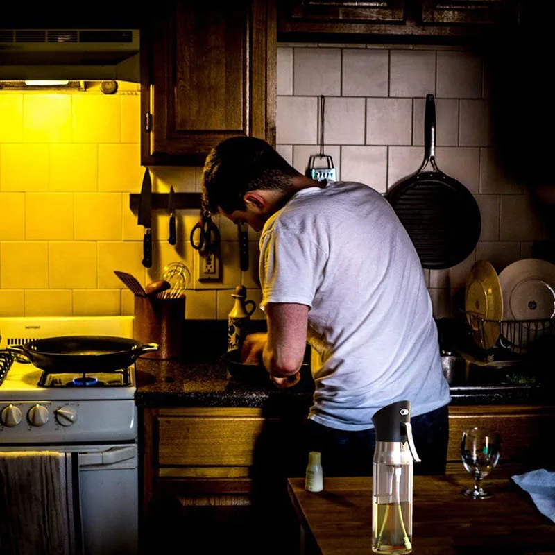 

2 in 1 Olive Oil Sprayer Barbecue Spray Bottle Fine Mist Vinegar Sprayer Dispenser for BBQ Good Seasoning Tools 66CY