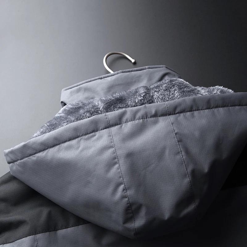 Мужской непродуваемый плюшевый костюм утепленный водонепроницаемый и