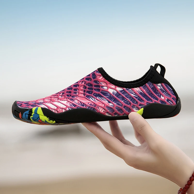 

2021new sports shoes unisex outdoor breathable beach shoes barefoot swimming water shoes fishing shoes quick-drying sports shoes