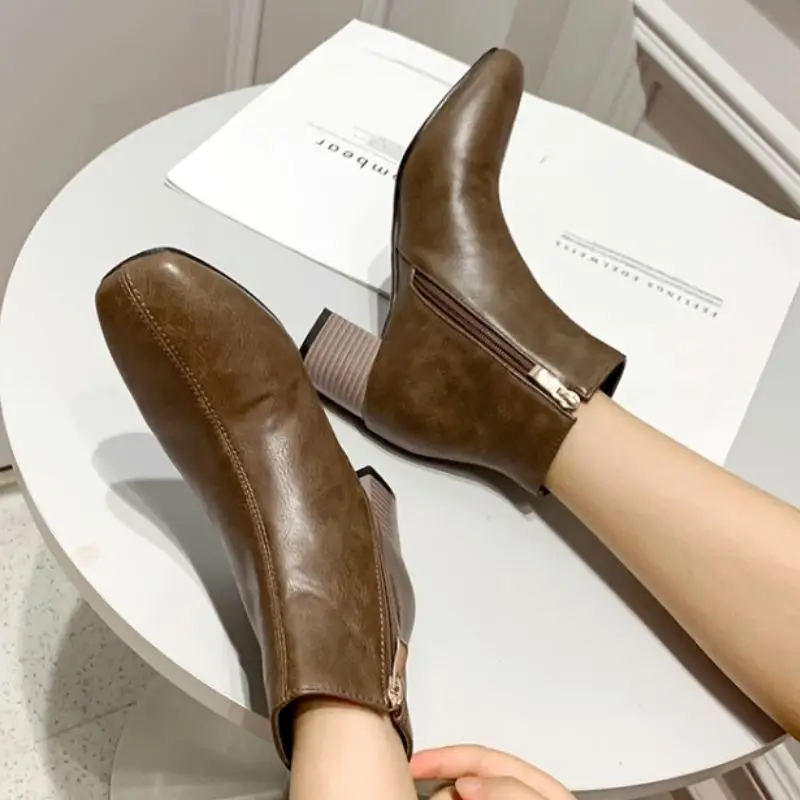 

KemeKiss Plus Size 30-43 Women Ankle Boots Thick Heel Square Toe Zipper Shoes Winter Warm Boots Women Fashion Party Footwear