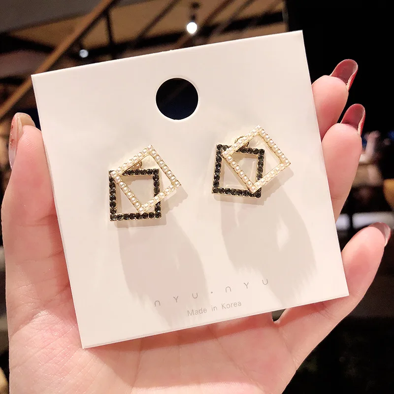 

2021 New S925 Silvers Shiny Long Pearl Rectangular Earrings Classic Diamonds Metal Women Jewellery Bohemian Fashion