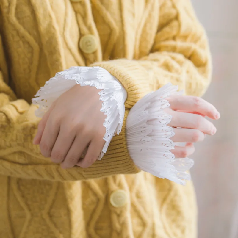 

Gothic Retro Ladies Fake Cuffs Multi-Layer Ruffled Palace Lace Princess Sweater Decorated Fake Trumpet Sleeves