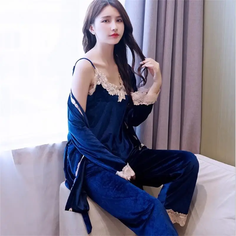

Winter Women Nightdress Suits Fashion Home Wear Long Sleeve Lace Velvet High Quality Pajamas Women Cardigan Thicken Sexy Pajamas