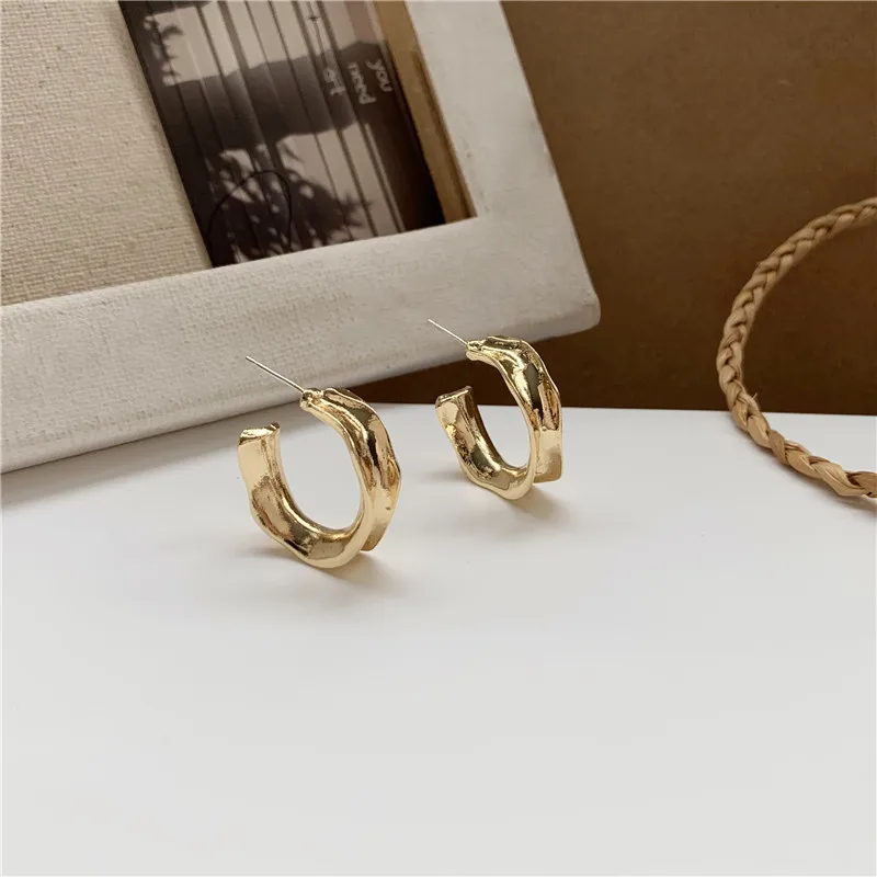 Модные металлические серьги кольца неправильной формы для женщин корейские