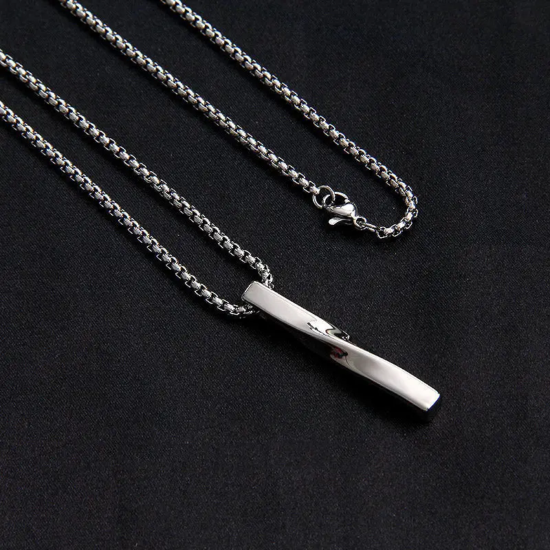 

Trendy Rectangle Pendant Necklace For Men Women Stainless Steel Chain Fashion Jewelry 2021 Party Gift Grunge Geometric Necklace