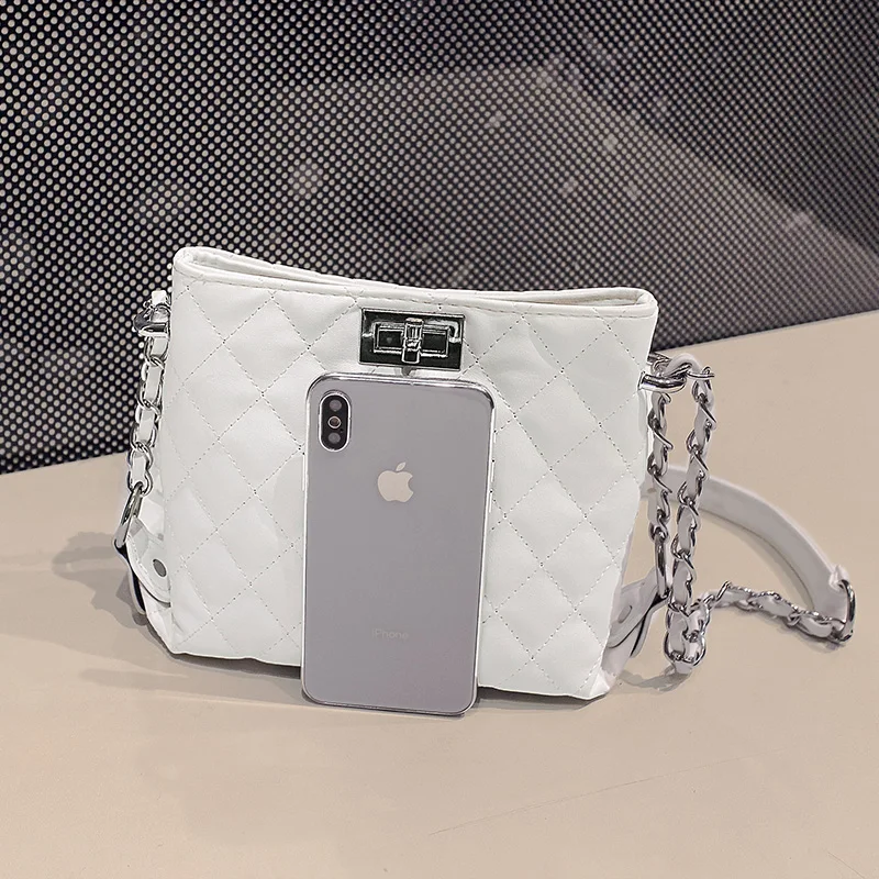 Женская Повседневная сумка на одно плечо с вышивкой и цепочкой Корейская версия |